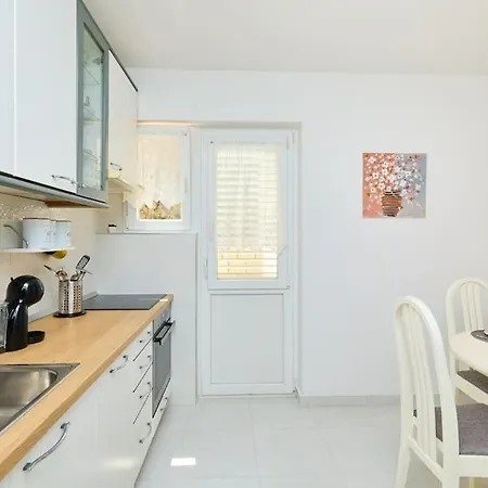 Amy Apartment